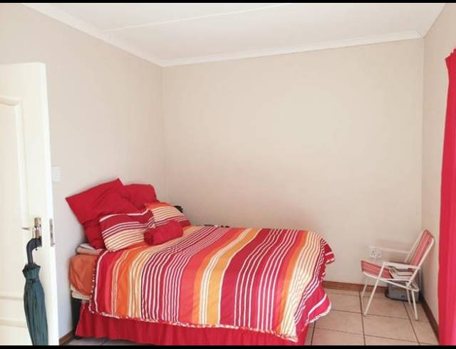 1 BEDROOM PROPERTY TO RENT IN POTCHEFSTROOM CENTRAL